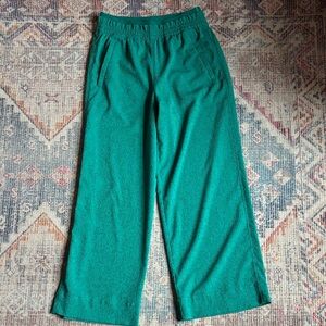 Athleta pull on wide leg pants